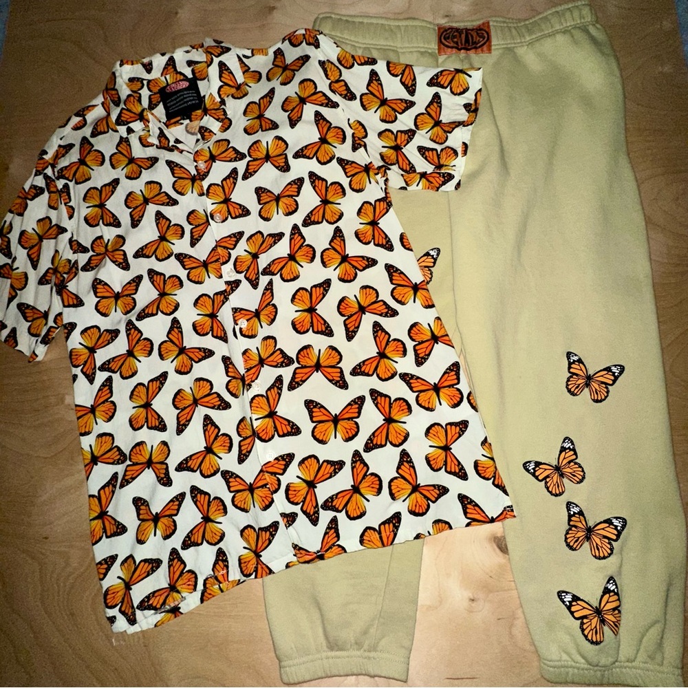 PETALS and PEACOCKS Size L Monarch Butterfly Top Matching Joggers Set